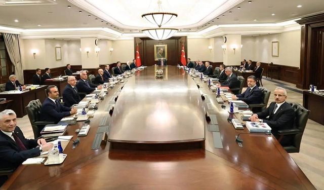 Kabine bugün toplanıyor: Süreç yasası merkezde