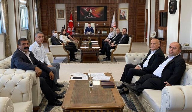 Yüksekova’da ihtiyaç sahibi ailelere 8,3 milyon TL’lik destek