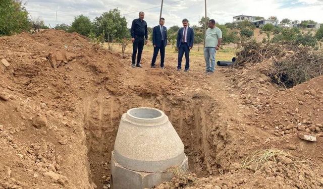 Besni’de KÖYDES kapsamında kanalizasyon çalışmaları sürüyor