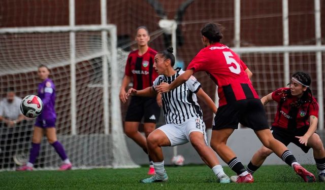 Yüksekova Spor Beşiktaş’a 2-0 mağlup oldu