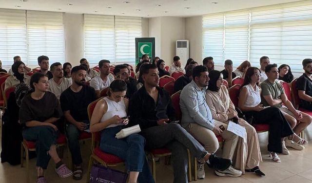 Adana’da evlenecek çiftler evlilik öncesi eğitimde buluştu