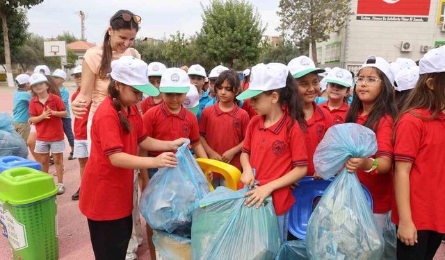 Minik öğrencilerden sıfır atık farkındalığı