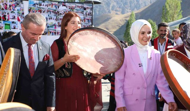 Bakan Göktaş Hakkari’de konuştu: Ailelere yönelik destekler sürecek