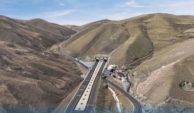 Güzeldere Tüneli, Van-Hakkâri karayolunda ulaşımı hızlandırdı