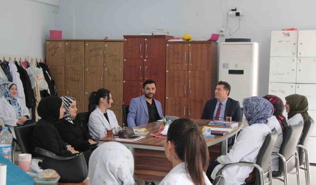 İke: "Eğitim, çocukların kalbine dokunan bir gönül seferberliğidir"