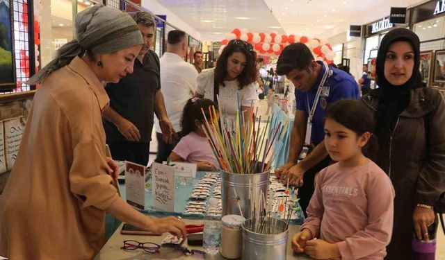 Adana’da cezaevindeki hükümlülerin eserleri sergilendi