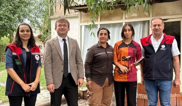 Cizre’de alın teri döken kadın çiftçiler unutulmadı