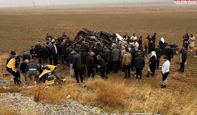 Hakkâri-Van kara yolunda kaza: 1’i ağır 6 yaralı