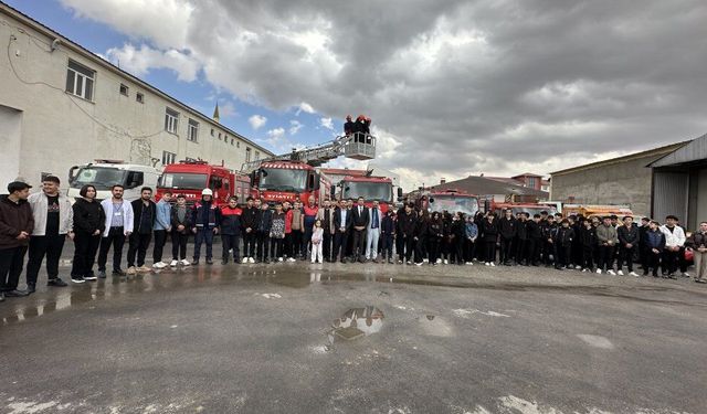 Yüksekova’da İtfaiye Haftası Renkli ve Bilinçlendirici Etkinliklerle Sona Erdi