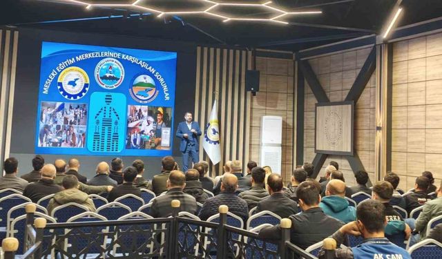 Tatvan’da "Mesleki Eğitim Merkezleri İşletme Toplantısı" düzenlendi