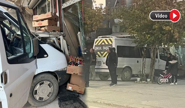 Yüksekova’da faciadan dönüldü, kalp krizi geçiren şoför markete çarptı: 4 yaralı