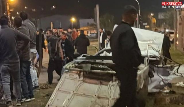 Van’da tır ile otomobil çarpıştı: 2 ölü, 2 yaralı