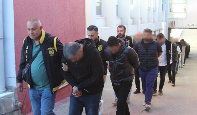 17 sigorta şirketini 76 kurgulanmış kazayla dolandırdılar: 79 şüpheli adliyeye sevk edildi