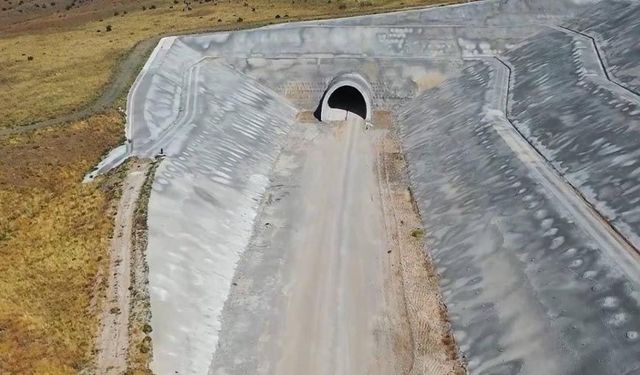 Ankara-Kayseri arası 1 saat 45 dakikaya düşecek