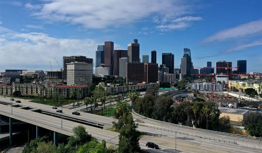 Listede, dünya üzerindeki en iyi 50 şehir sıralanırken ilk 5'te New York, Cape Town, Berlin, Londra ve Madrid yer aldı. 
