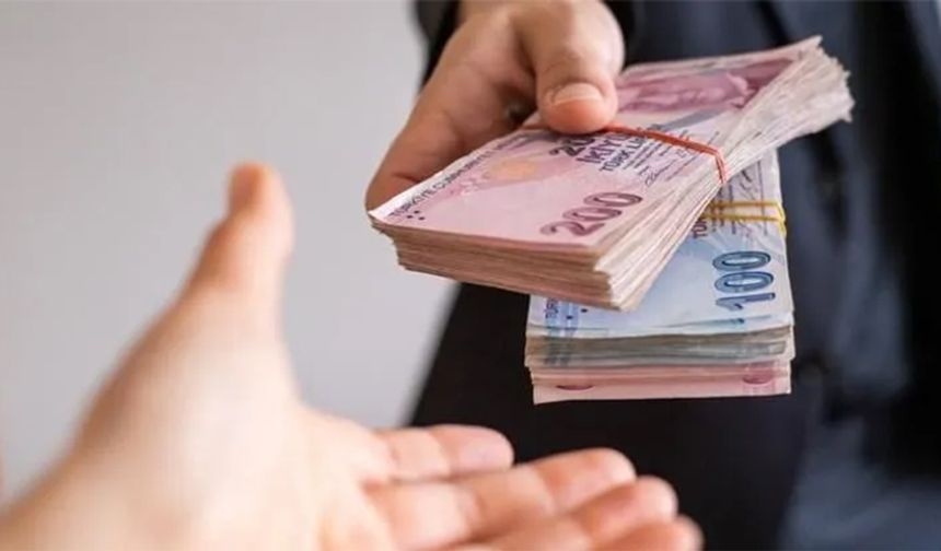  35 yaş detayı ise dikkat çekici bir özellik olarak ön plana çıkıyor.