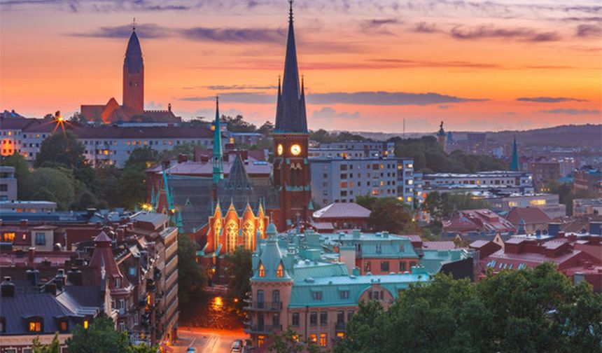 Avrupa'da iş memnuniyetinin en yüksek 10 şehri şunlar:
1 - Rostock Almanya (Yüzde 85)