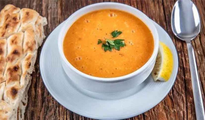 Listede 27'nci sırada ise mercimek çorbası yer aldı. 70'inci sıraya hünkar beğendi, 99'uncu sıraya da beyaz lahana sarması geldi.