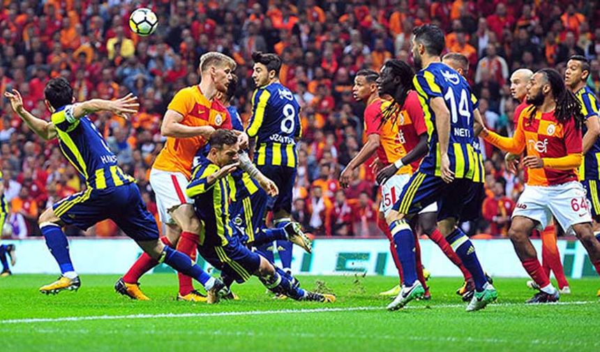 Fenerbahçe 10 kişiyle lider Galatasaray'ı evinde yıktı