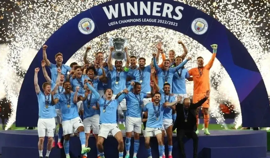 1- Manchester City (İngiltere): 401 Puan