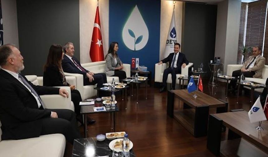 DEM Parti'den, siyasi partileri 'çözüm' ziyareti