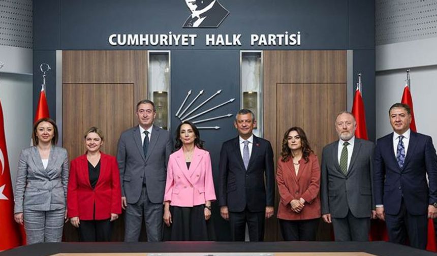 DEM Parti Eş Genel Başkanları CHP Genel Başkanı ile görüştü