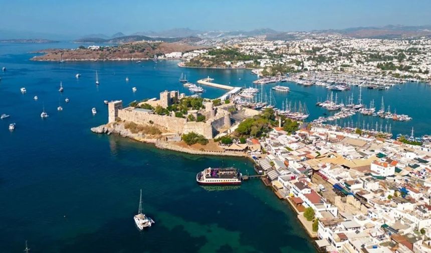 Bayram tatili turizm sezonunu hareketlendirdi: Fiyatlar rekor seviyelerde