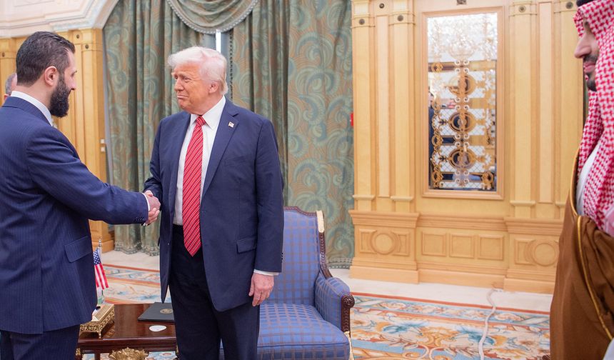 Trump: ''Suriye'ye yaptırımları kaldırıyoruz"