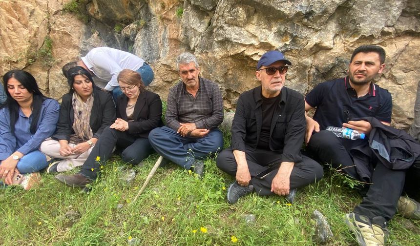 Kaybolan gencin babası umutla bekliyor: "Pikniğe gittiğinden haberim yoktu"