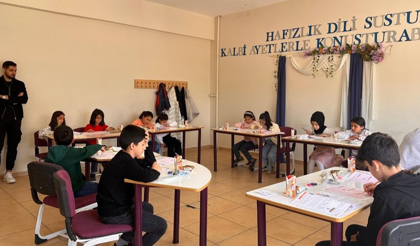 Yüksekova Yoğun Katılımlı Kabul Sınavı Gerçekleştirildi