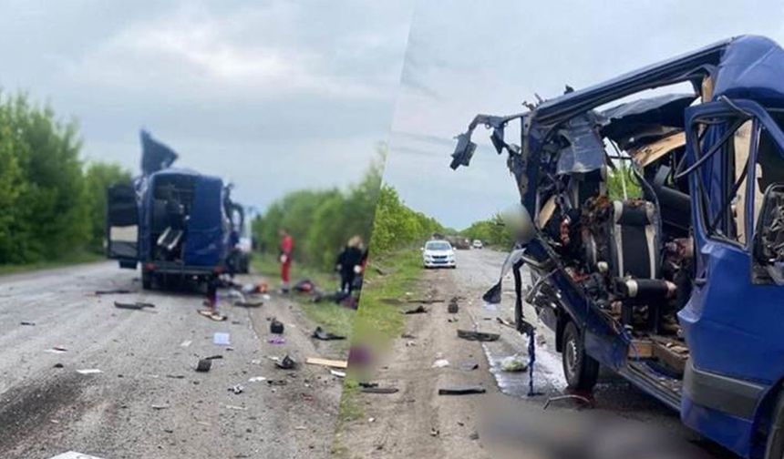 Barış görüşmelerinden bir gün sonra minibüs vuruldu: 9 ölü