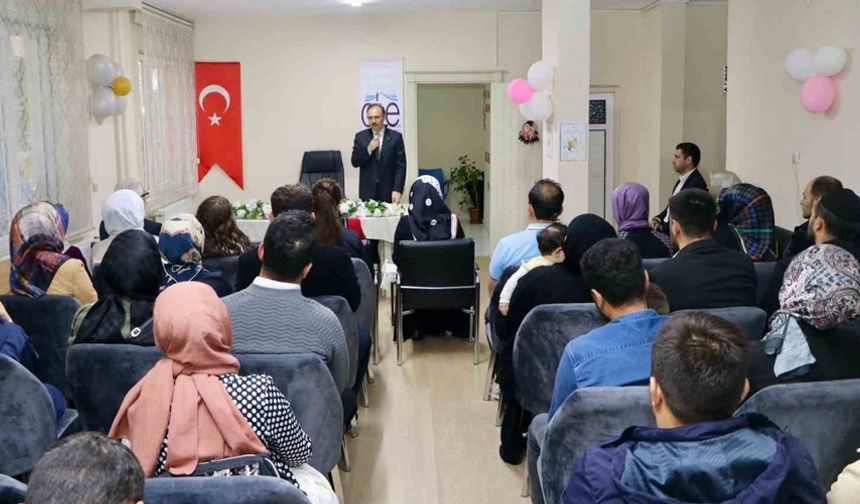 Siirt’te ’Evliliğe ilk adım’ semineri