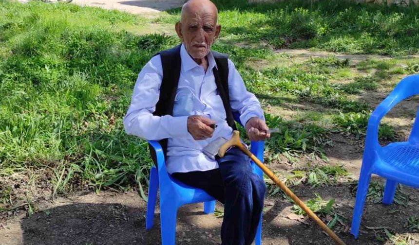 Tarihe tanıklık eden ömür: 136 yaşındaki Mehmet Reşit Ak’ın 28 çocuğu ve 250 torunu var
