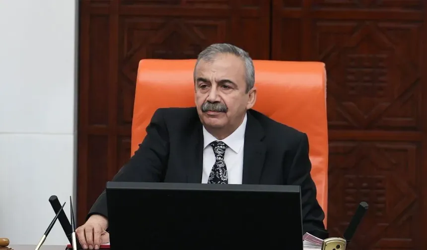 Sırrı Süreyya Önder’in adı İstanbul Sancaktepe’de bir parkta yaşayacak