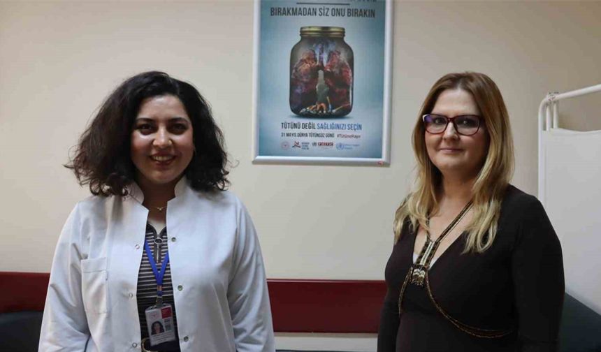 Bu merkeze gelen sigarayı bırakıyor