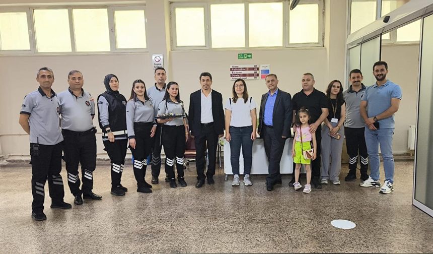 Başhekim, Müdür ve Başkan Yardımcısından Hastalara Bayram Ziyareti