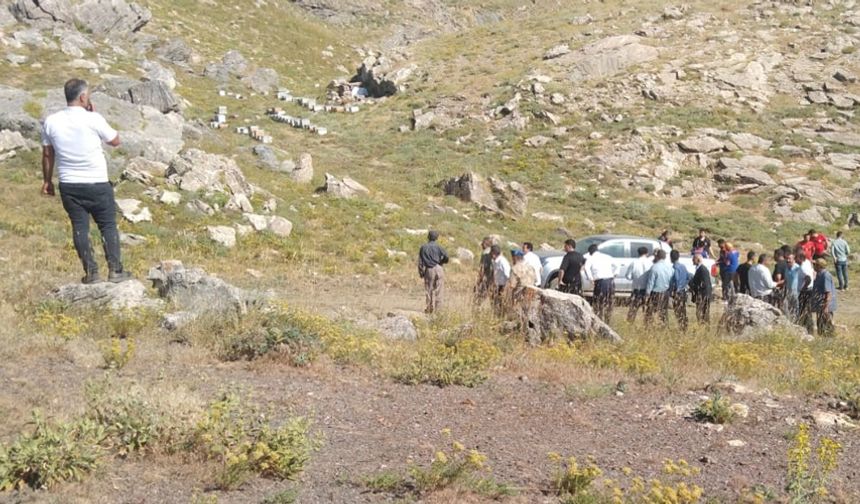 Keşif ekibini taşıyan araç şarampole yuvarlandı: 5 ölü
