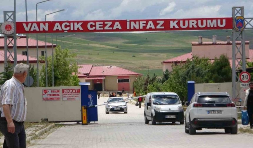 Van’daki cezaevlerinde tahliyeler başladı