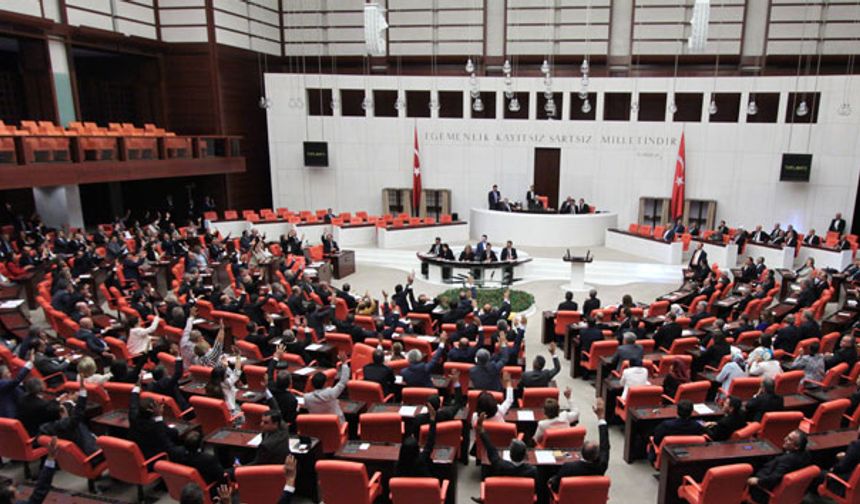 10. Yargı Paketi TBMM’de Yasalaştı: Binlerce Kişiye Tahliye Yolu Açıldı