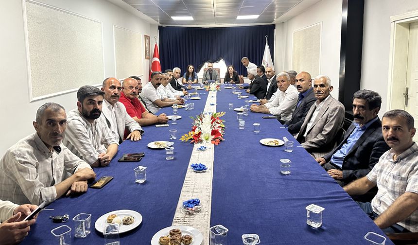 Yüksekova’da Köy Muhtarlarıyla Sorunlar Masaya Yatırıldı