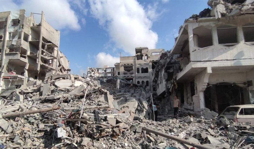 Gazze'de can kaybı 56 bin 647’ye yükseldi