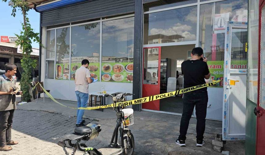 Diyarbakır’da kardeşler çatıştı, sanayide bulunan uzman çavuş ve çalışan yaralandı