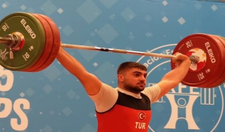 Şırnaklı halterci Sefkan Sümen’den Avrupa rekoru ve 3 madalya