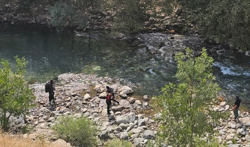 Yüksekova'da Kaybolan Neçir Kom İçin Aramalar Yeniden Başladı