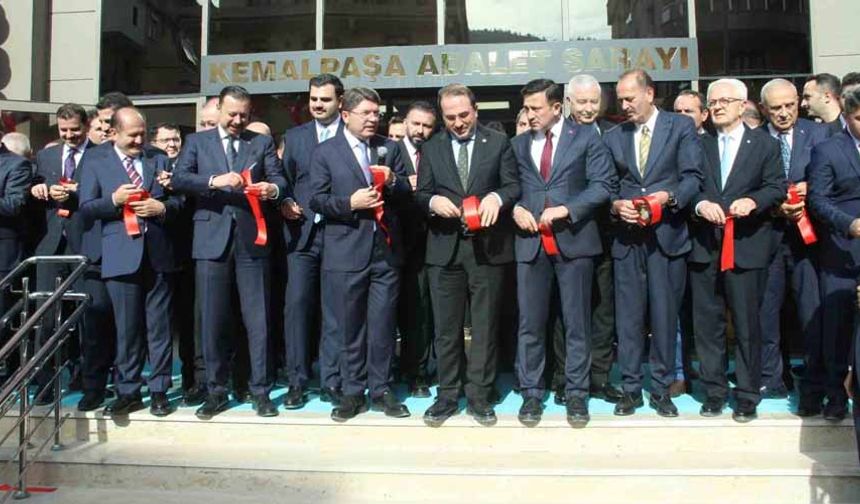 Bakan Tunç: "Türkiye genelinde 388 adliye sarayı var"