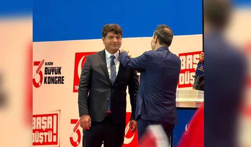 HDP’de iki dönem milletvekilliği yapan isim, Yeniden Refah Partisi’ne katıldı