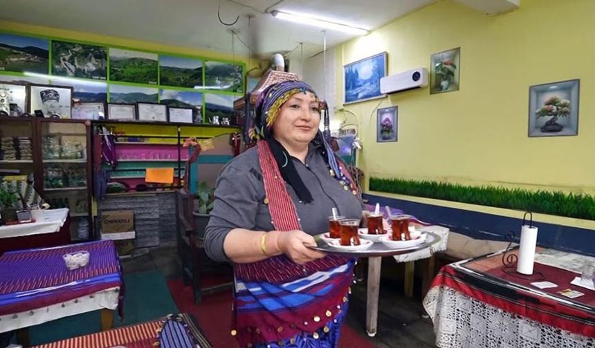 Tatil için geldiği yaylada çay ocağı açtı
