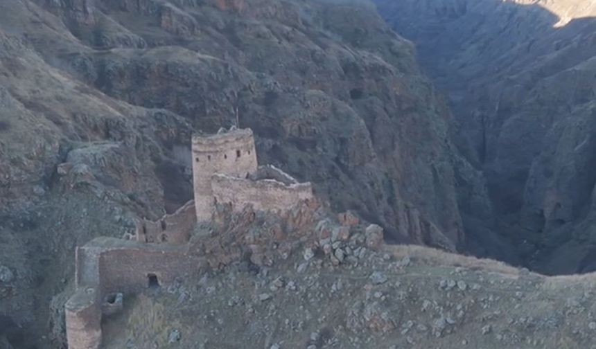 Tarihi Şeytan Kalesi havadan görüntülendi