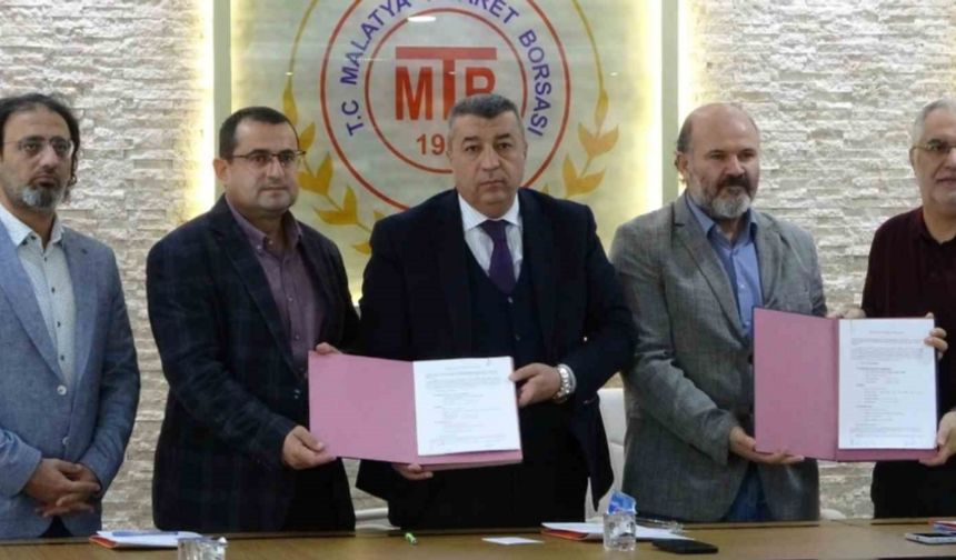 Malatya’da zirai donun etkileri için Üniversite ve Borsa arasında iş birliği protokolü imzaladı