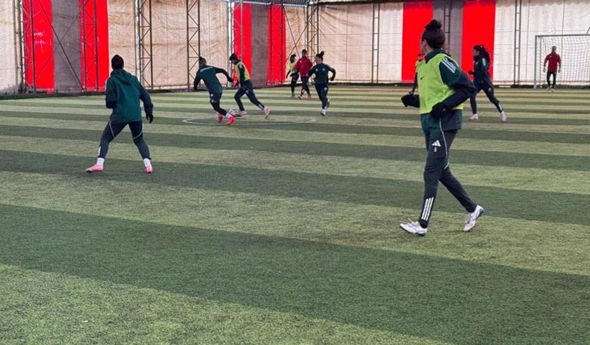 Yüksekova Spor–Galatasaray maçı olumsuz hava koşulları nedeniyle iptal edildi